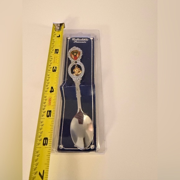Vintage Collectible Souvenir Spoon – Silver Tone – New in Original Package - Picture 6 of 6